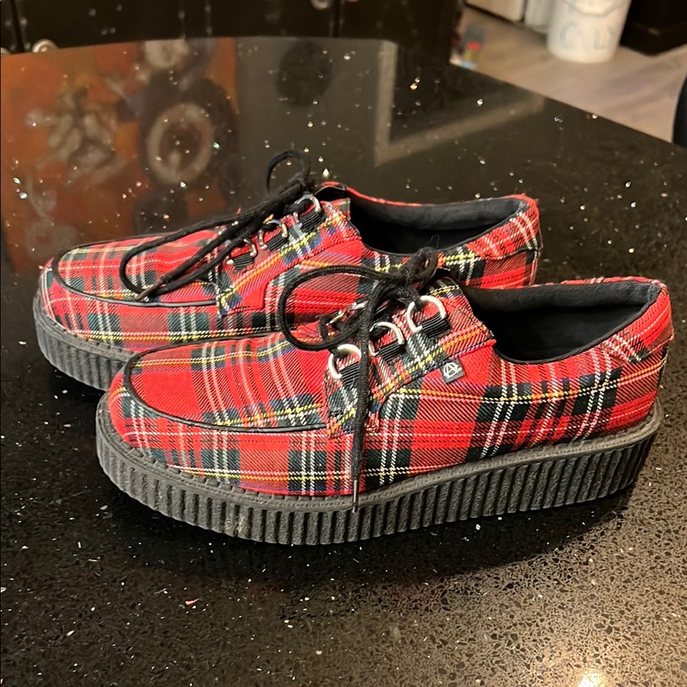 Tuk Anarchic plaid